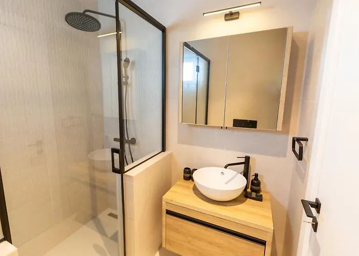 Mediterra Jade Flat By Holidaykeys